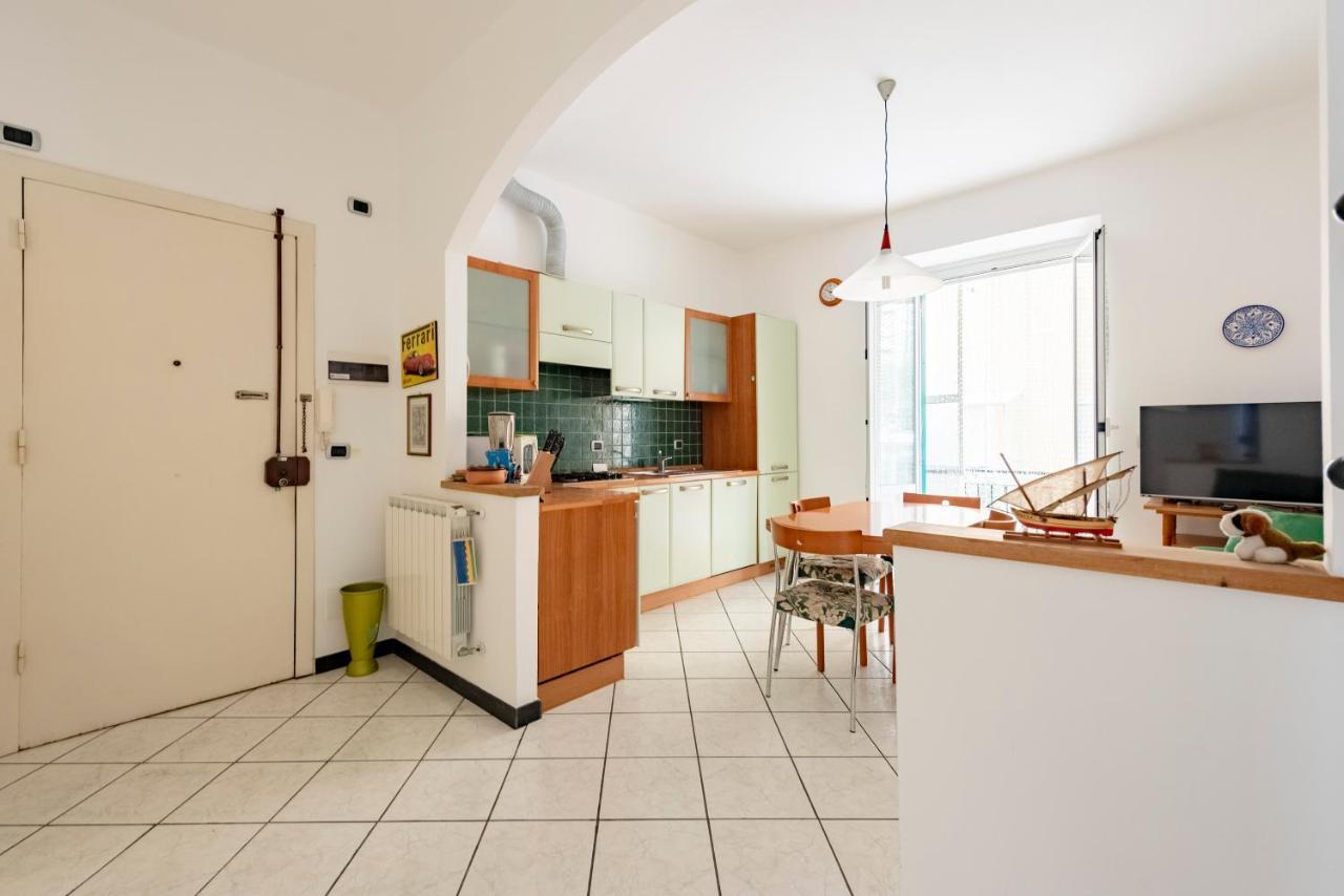 Joivy Cosy Flat With Parking In Chiavari Buitenkant foto