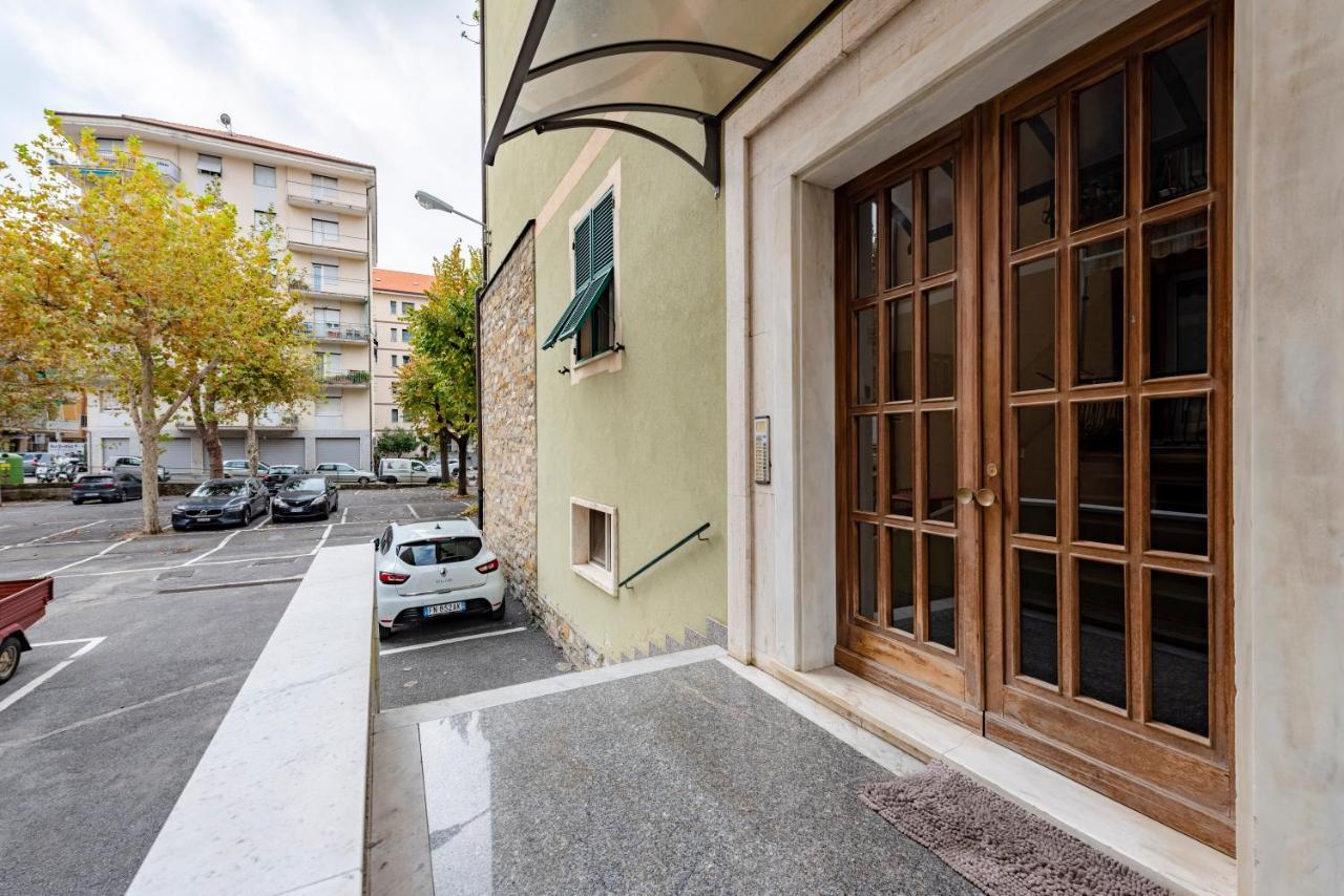 Joivy Cosy Flat With Parking In Chiavari Buitenkant foto